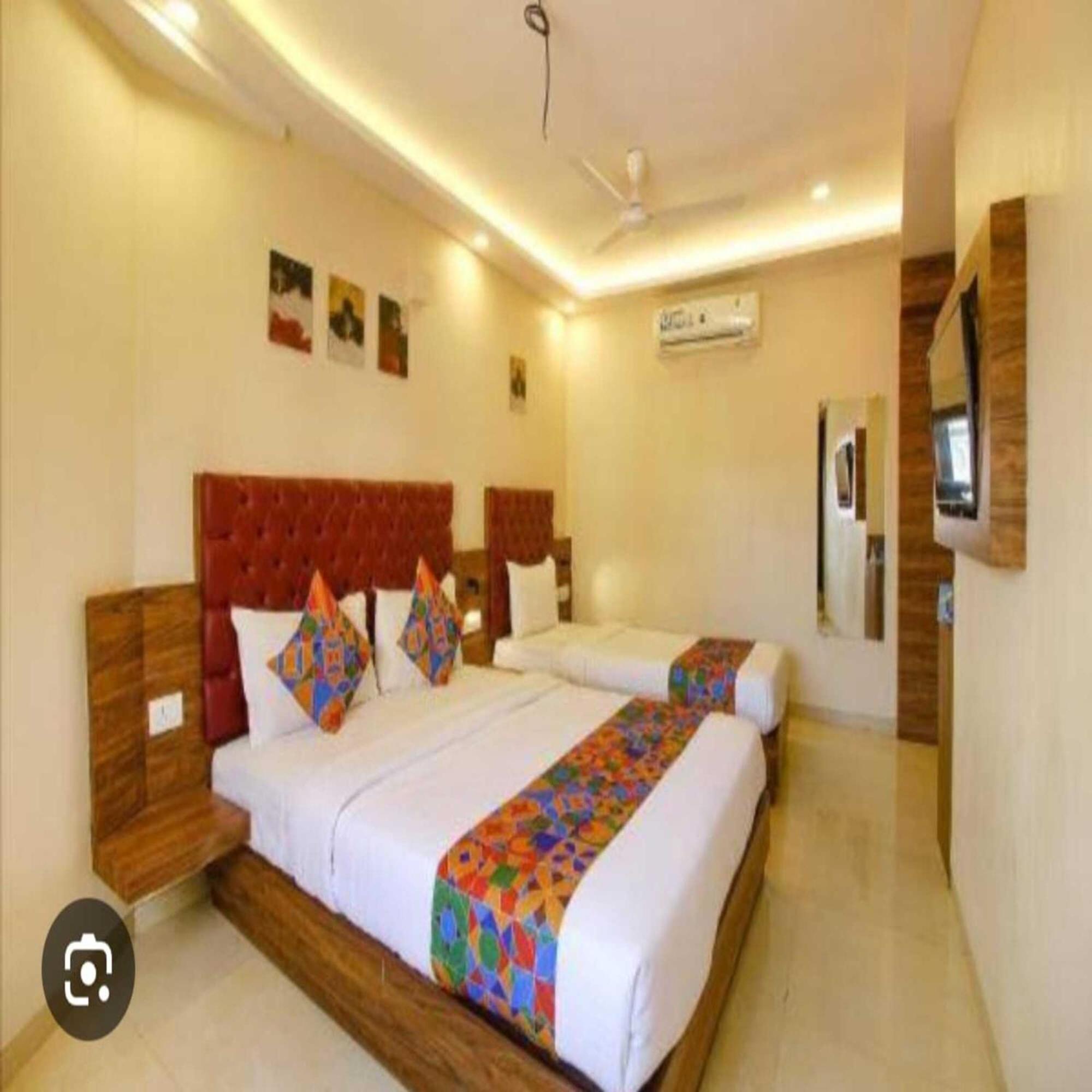 Hotel Elegant - Mohammed Ali Road Mumbai Exterior photo