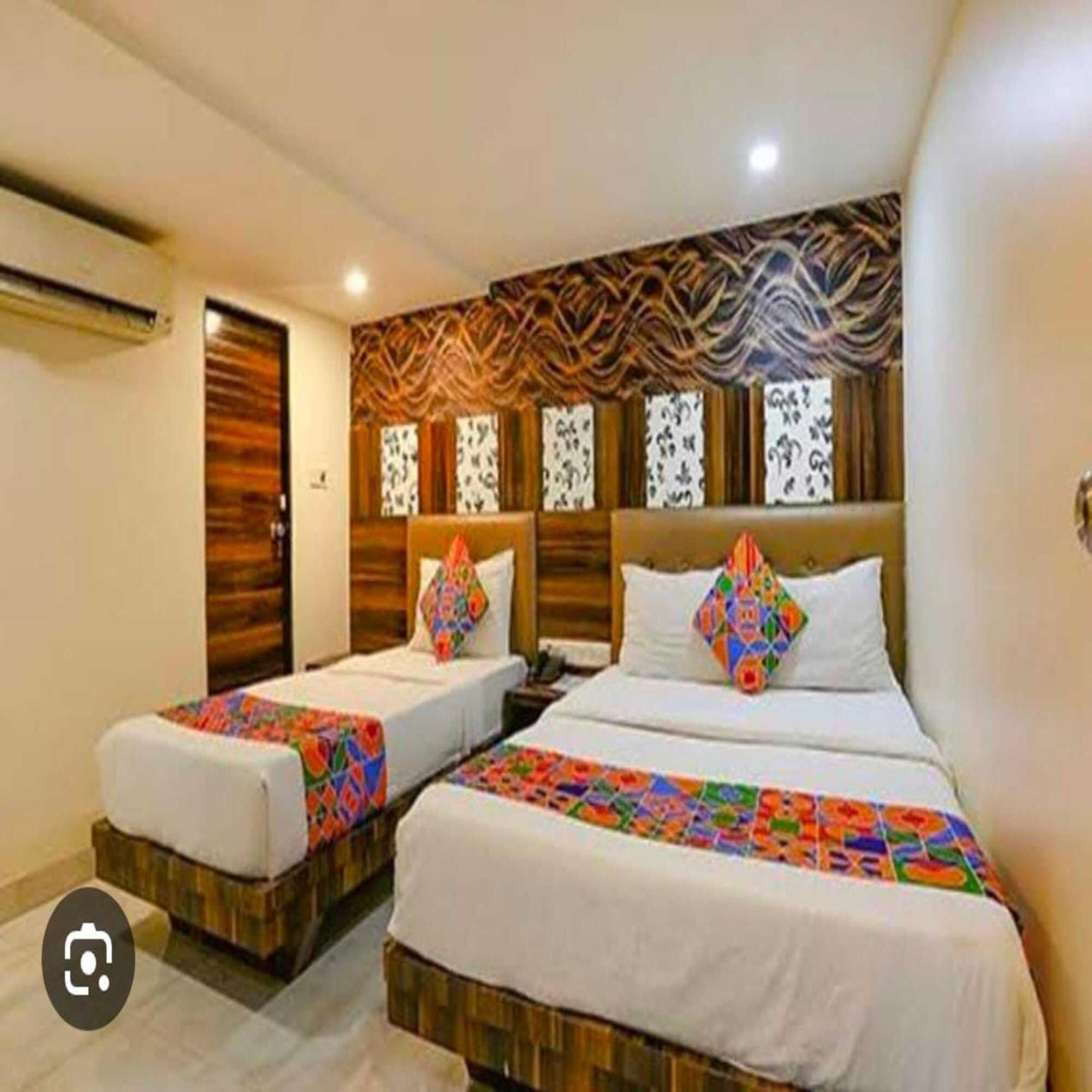 Hotel Elegant - Mohammed Ali Road Mumbai Exterior photo