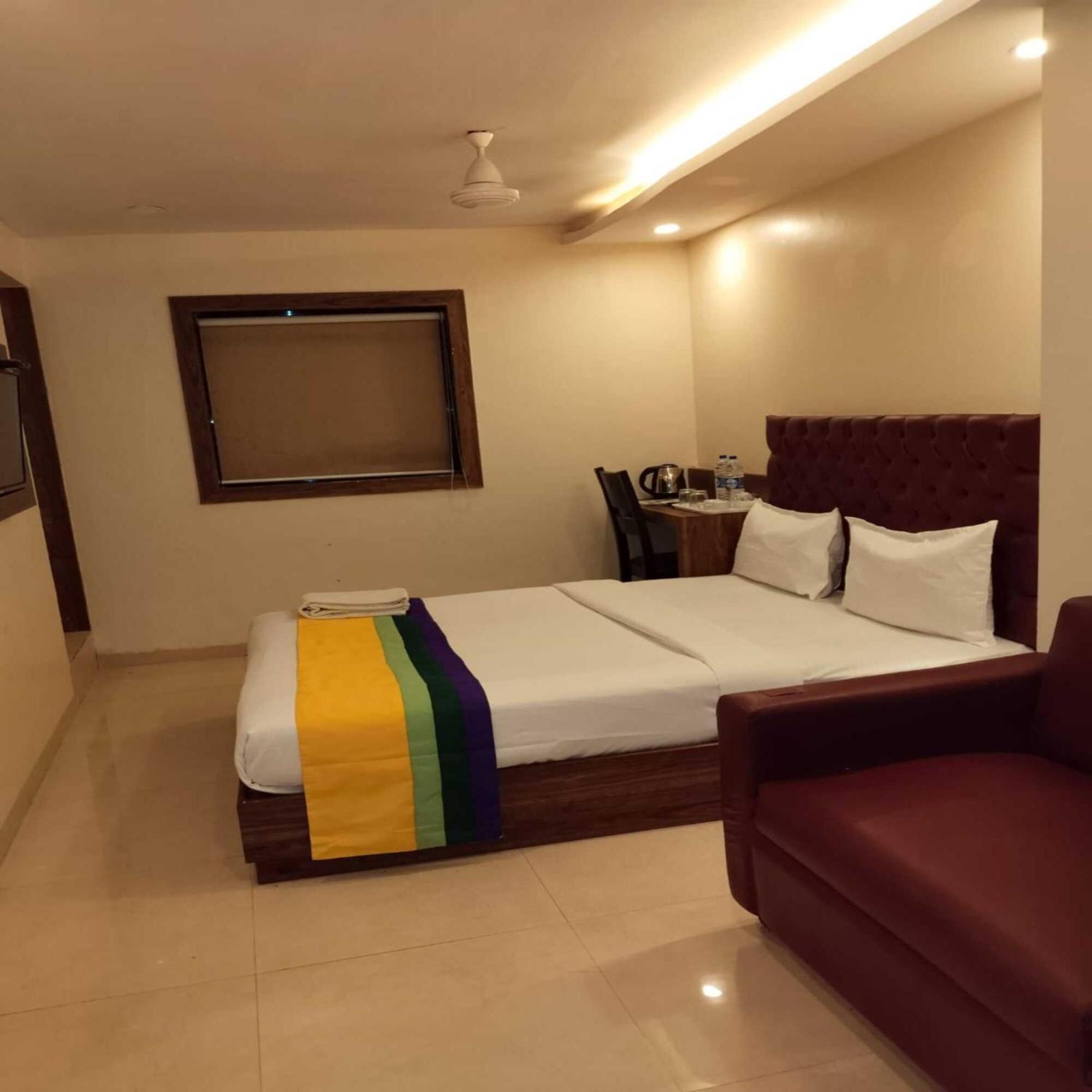 Hotel Elegant - Mohammed Ali Road Mumbai Exterior photo
